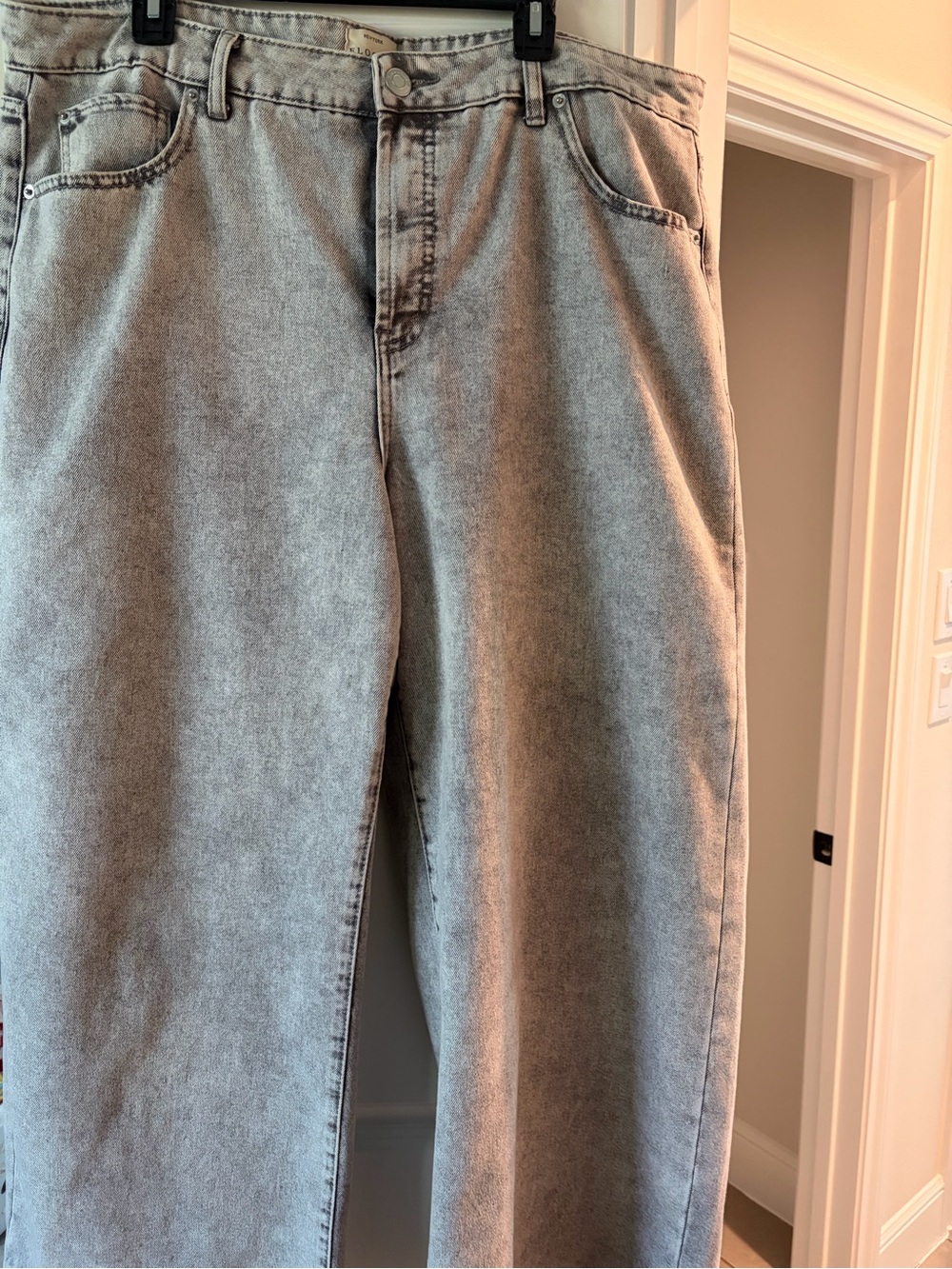 Women's Plus High-Waist Gray Washed Jeans